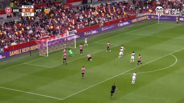 Diego López’s goal against Brentford